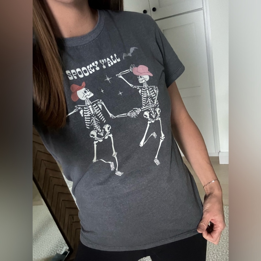 Spooky Skeleton Tee